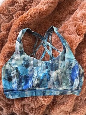 lululemon athletica energy bra size 4